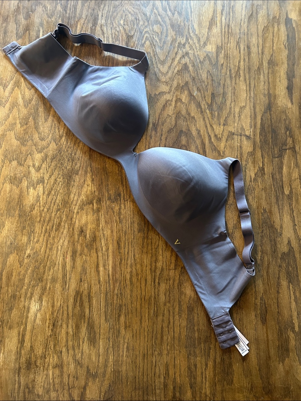 Victoria's Secret Smooth Molded Bra in Charcoal Gray